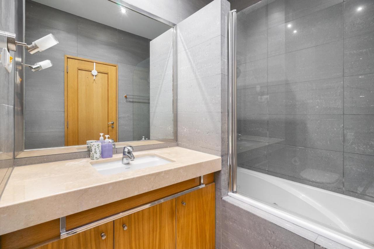 Whome Ajuda 31 Premium W/ Elevator & Parking Lisbon Luaran gambar